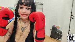 CHUBBY GIRL BOXING TRAINING BOUNCING BOOBS