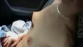 Amateur teen 18+ girlfriend sucks and fucks in a car