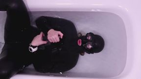 Breathless 079 Bathtub Breathold