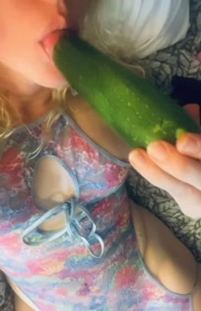 Dumb country girl slut sticks a carrot in her ass and a zucchini in her pink pussy and squirts