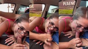 loira rabuda pegou o uber e no transito parado resolveu fazer um boquete com direito a garganta profunda no motorista **completo no red e no sheer**