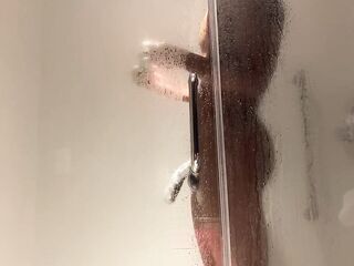 Lengthy hawt showers