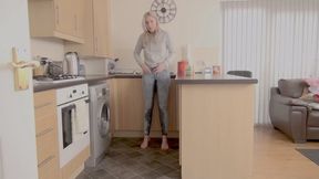 Aston Wilde wets her panties and jeans