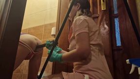 Mistress uses strapon on male slave in homemade toilet scene with anal play