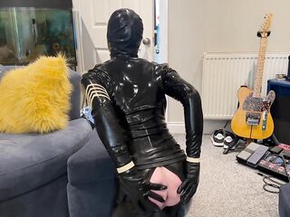 Rubber doll, wanking and being lewd in my haunch high boots