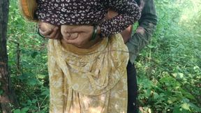Bhabhi Jangal Mi Akeli Mili Aur Boobs Nikala Bhabhi Ka