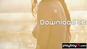 Smoking hot ebony teen Mimi Desuka stripping and unwinds on the rooftop