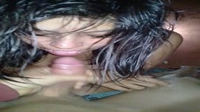 grabando a venezolana chupa pene hambrienta se come toda la verga hasta se vomita. (gracias maduro)