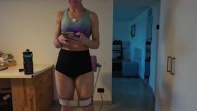Vintage Vibration: 80s Belt Massager on Muscular Glutes & Legs (ASMR)