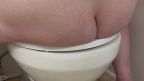 Peeing for 2 minutes