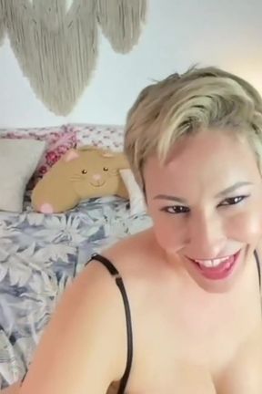 Thick MILF Cums Twice - Curve Worship JOI - Ryan Keely