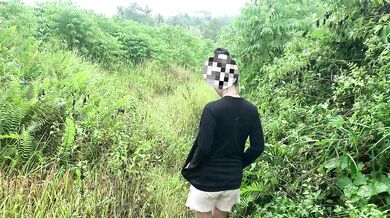 Pinay kantutan sa Gubat Kahit Umuulan - with Girlfriend