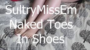 Naked toes in shoes