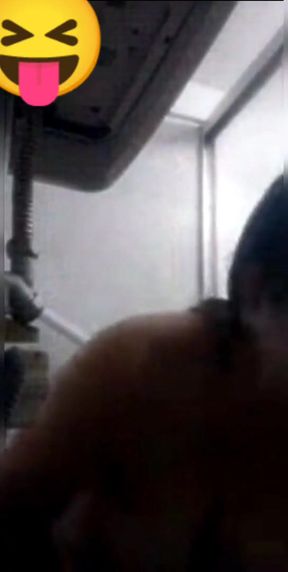 Must-see moment from &quot;Indo hoot vcs san mandi 05&quot;