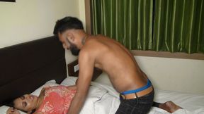 A desi couple&#039;s late night love, superb Tina
