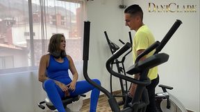 CHICA LATINA ES FOLLADA POR SU NUEVO AMIGO DEL GYM