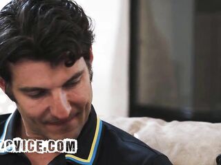 Porn Junkie Ebony Chick Drilled by Her Pervy Roommate