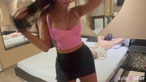 ganhei um pix do seguidor do insta e em seguida fomos pro motel gravar a gozada dele na minha cara