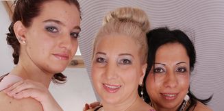 Young lesbian has fun with 2 older lesbians