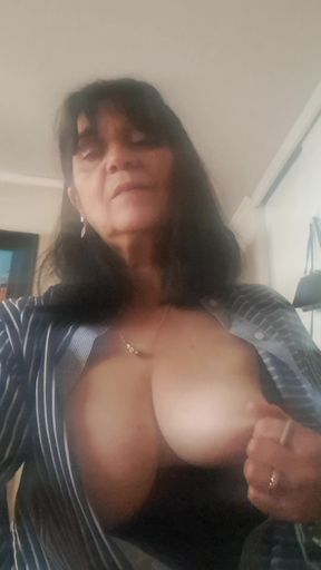 mature mom's tits are for you