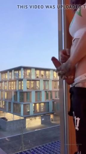 HUNG GIRL MEAT Sara Strokes Cums