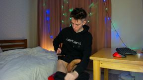 Feet In Frame Skinny Twink Massive Load On Legs