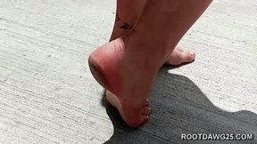 Bare Foot Stroll with Dazey 1080p MP4