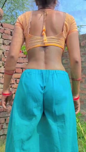 Aaj bhabhi ko din mein choda devar bhoji sex indian desi village bhabhi gaon&lt;br /&gt;
Village Sister-in-law Devar Sex Indian Village Desi Devar Sex Hindi Bhabhi