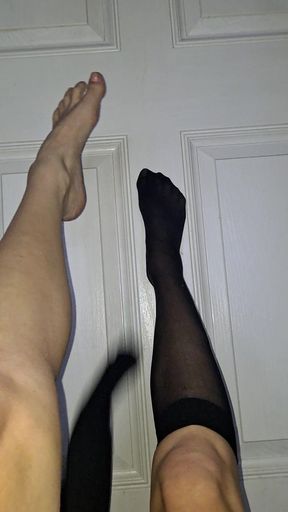 Hands Free Nylon Removal