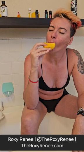 Sensual Mango Eating