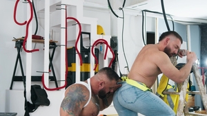 Men: Alex Palmieri Takes Control at Work