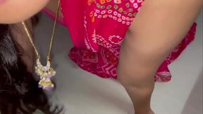 NAUKARANI KO MALIK NE AKELE ME CHOD DIYA (HINDI AUDIO )