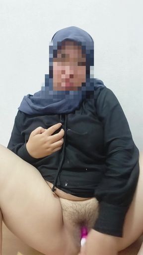 beautiful sister wearing a hijab