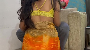 Desi Indian bhabhi cheating her husband with another man