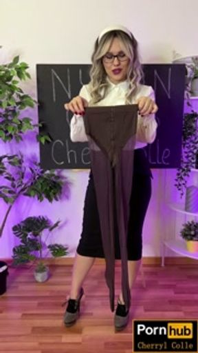 NYLON CLUB - SEXY MATURE BLONDE PUTTING ON COFFEE COLORED TIGHTS