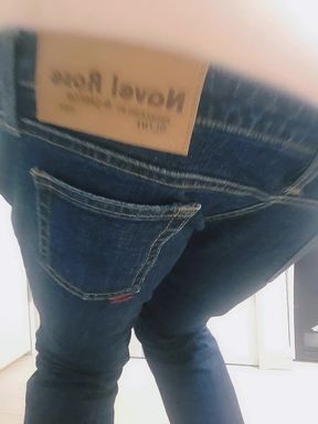 Japanese MILF Low-rise Jeans
