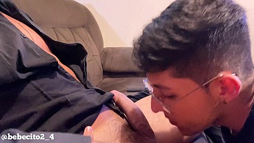 Ryan Ross e Mike Bebecito se chupando gostoso depois do trabalho