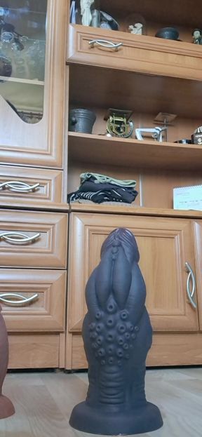 I ride huge dildos, fuck my ass with huge dildos.   Clip 2