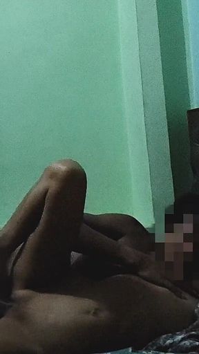 The Brother-in-law Fucked His Sister-in-law Hard When She Went to Her Sister's House.