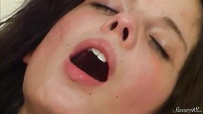 ”Lovely Teen Anoushka E Masturbates Herself In a Hot Tub!”