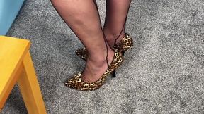 Vgq7 Aunty Sandra in a Dress She Can't Wear Out