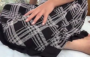 Mother's doting / son's cock rooted in the vagina deeper and distorted in pleasure