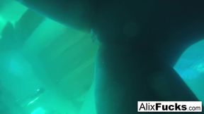 Underwater lesbian fun with Alix and Jenna