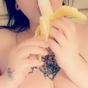 BBW Goth Milf Banana Blowjob