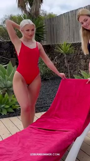 Petite Lesbiansummer Snip