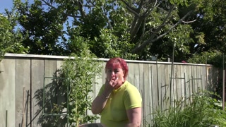 Kiwi trashy MILF pisses in the garden to make the vegetables taste even better