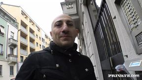 This Dirty Sex Therapist Finds Some Action
