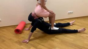 extreme facesitting and facestanding by mistress sofi in leather skirt