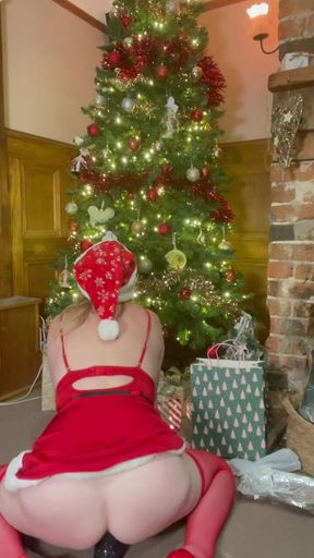 Fucking Around the Christmas Tree