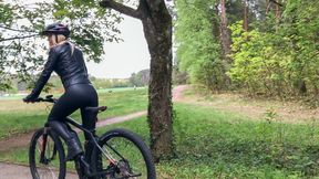 Sizzling bike ride! Fucked hard in the ass&#x1F351;! Daynia
